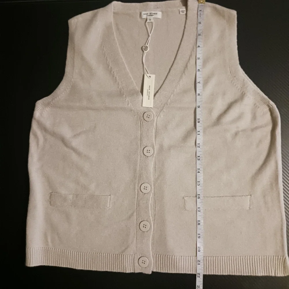 NWT‎ 2pk Max Studio V-Neck Button Front Knit Sweater Vests Black & Bone Plus 1X